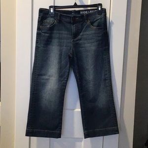 Women’s Low Rise Wide Leg Crop Jeans